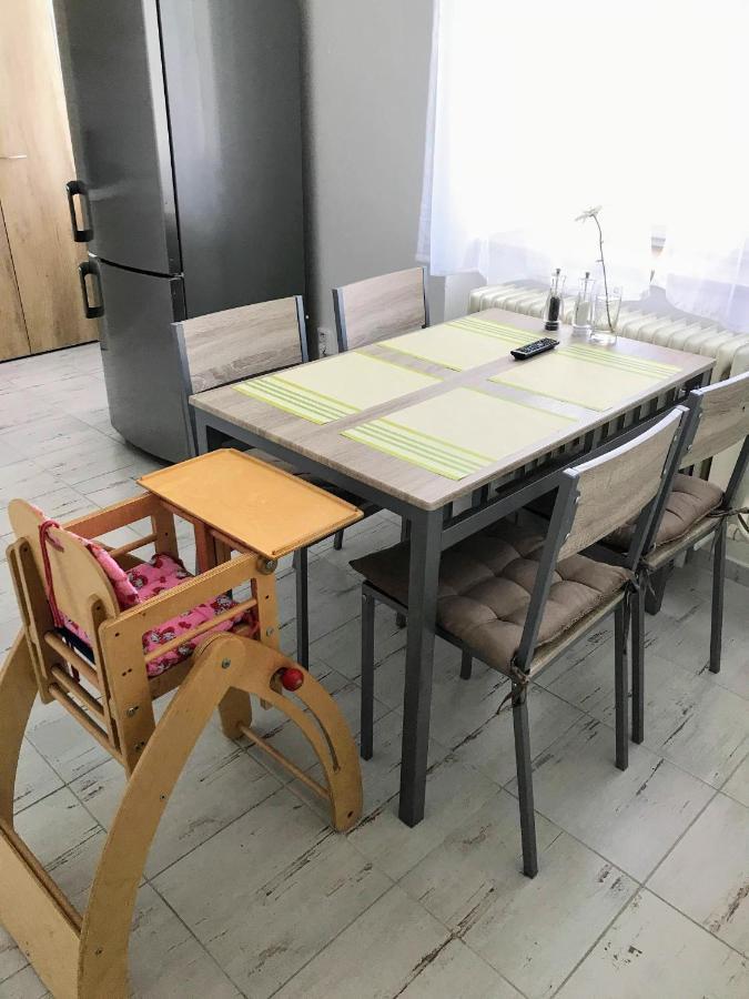 דירות Opočno Apartman Na Namesti מראה חיצוני תמונה