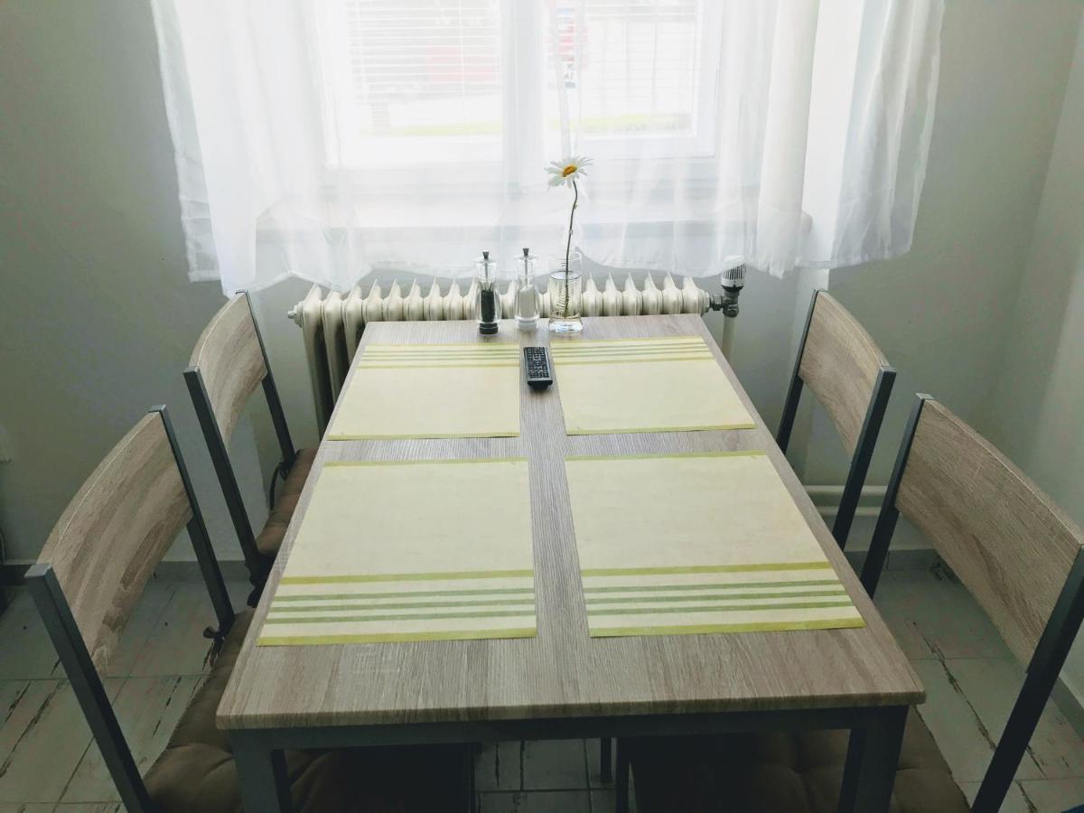 דירות Opočno Apartman Na Namesti מראה חיצוני תמונה